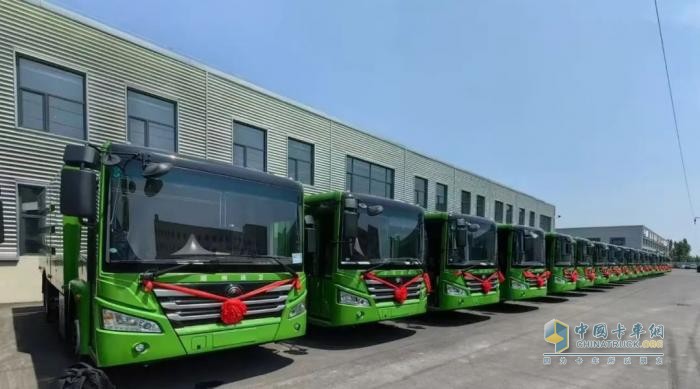 批量交付！宇通新能源環(huán)衛(wèi)車走進(jìn)長治，以安睿通智賦“山水名城”！