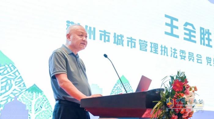 宇通環(huán)衛(wèi)綠動(dòng)荊州，共探垃圾分類與城市治理新方案！