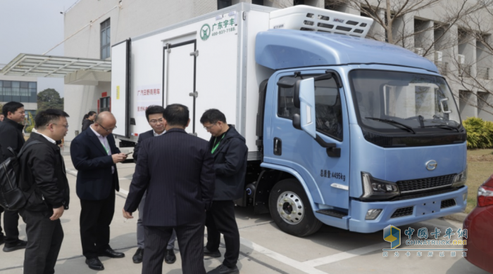 聚焦新質(zhì)生產(chǎn)力 廣汽日野氫燃料冷藏車(chē)亮相廣東省冷鏈高質(zhì)量發(fā)展大會(huì)