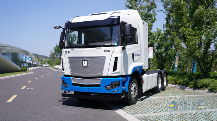 引領(lǐng)高效綠運 遠程H7E純電牽引車助力行業(yè)零碳升級