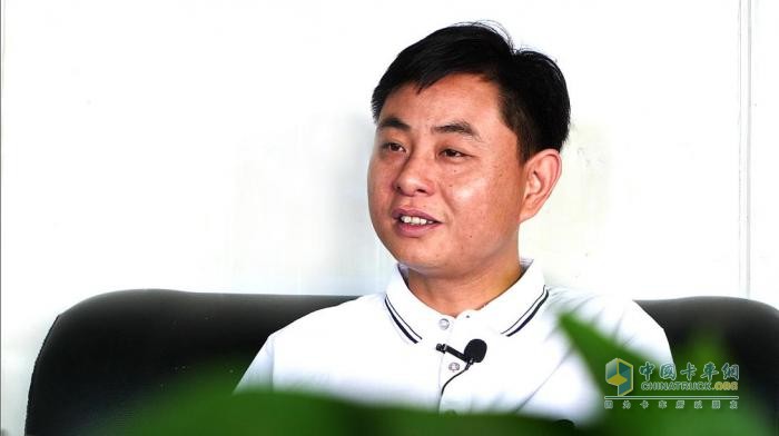 “復(fù)購(gòu)者”王飛：想掙錢，買奔馳