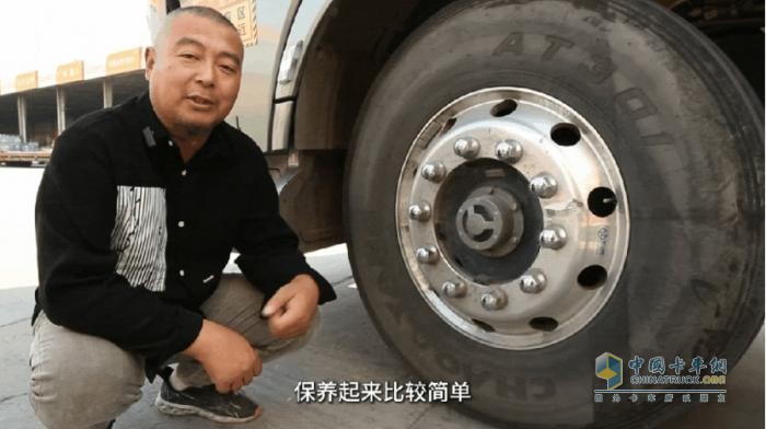 北京重卡賈師傅：康邁輪端，省時省力雙保障