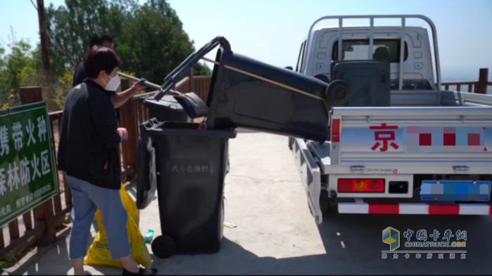 祥菱Q雙排小貨車(chē)：景區(qū)環(huán)衛(wèi)工朱師傅的工作生活好搭檔