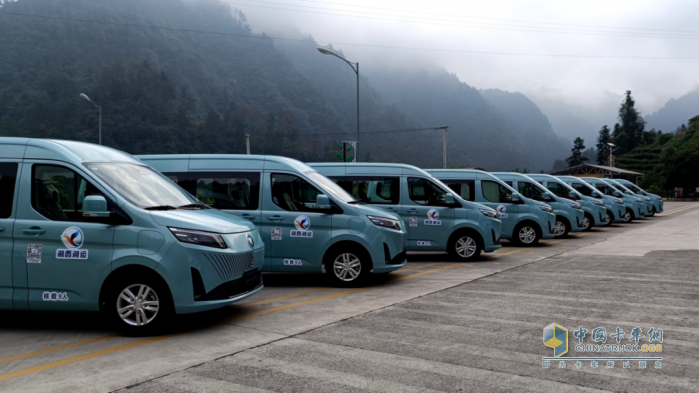 圖雅諾大V助力湖南古丈往返吉首“易搭快車”服務(wù)，全面打造旅客品質(zhì)之旅！