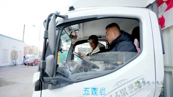 飛碟漫天飛財運滿滿 · 車友會：一場“車輪上的故事會”，燃爆草原！