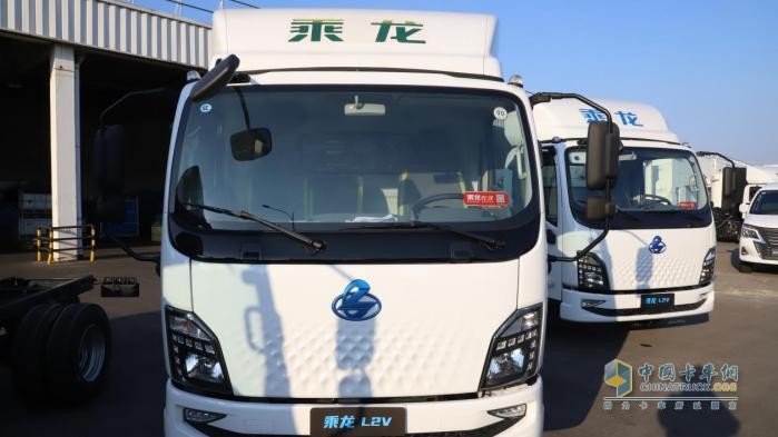 450km超長續(xù)航！乘龍L2V大電量輕卡城配運輸無憂