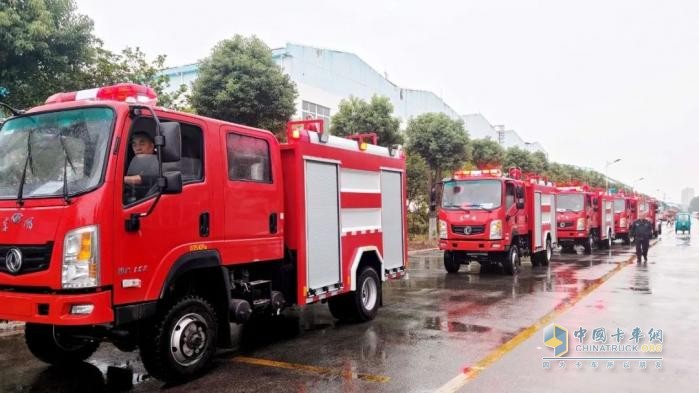 東風(fēng)商用車：著眼三個(gè)“一體化”！看TA們轉(zhuǎn)型“加速跑”