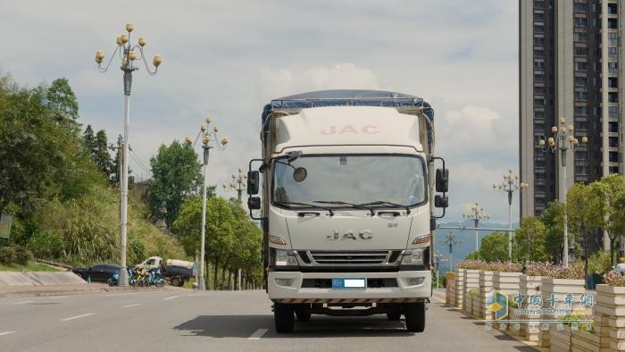 福建南平江師傅：“閩北第一椒”供不應(yīng)求，駿鈴V8跑得快行得穩(wěn)，5年67萬公里像新車