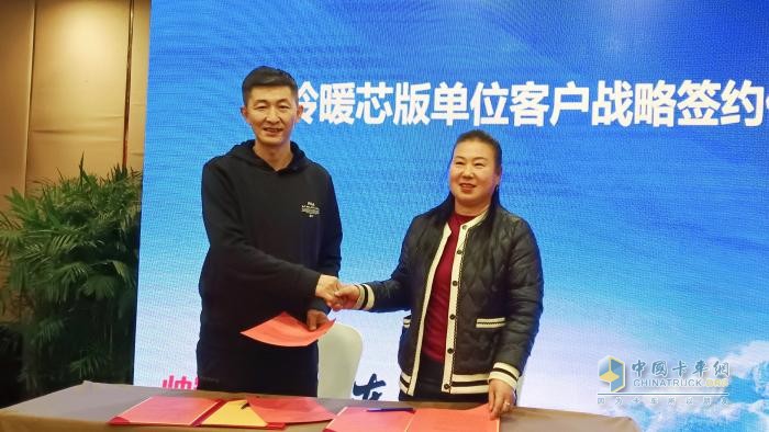 江淮1卡帥鈴暖芯版火熱上市，破冰馭雪戰(zhàn)嚴(yán)寒