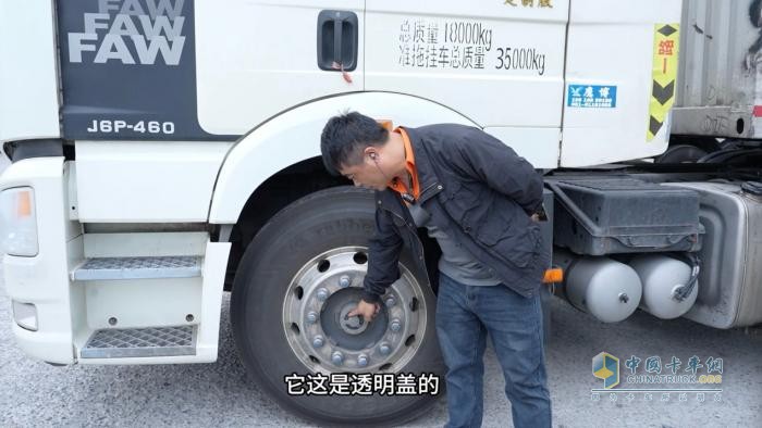 解放劉師傅：84萬(wàn)公里安心保時(shí)效，快遞運(yùn)輸就選康邁！