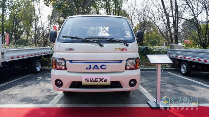 愷達(dá)EX6-64度版：超大電量超長續(xù)航，六大價(jià)值行業(yè)領(lǐng)先