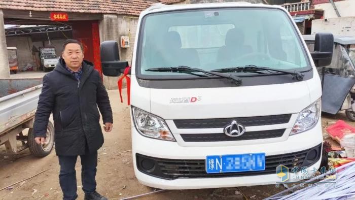跨越者D3首位車主：這車是做五金生意的“黃金搭檔”！