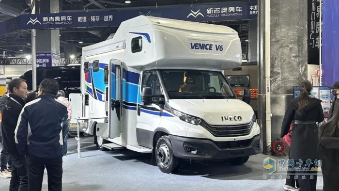 依維柯中國全新房車系列亮相北京國際房車展，重新定義高端旅行生活