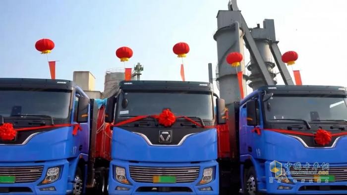徐工新能源牽引車(chē)批量發(fā)往煤炭運(yùn)輸前線(xiàn)