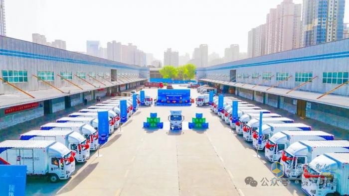 陜汽商用車：穩(wěn)產(chǎn)穩(wěn)銷逆勢(shì)增長(zhǎng)，創(chuàng)新驅(qū)動(dòng)啟新程