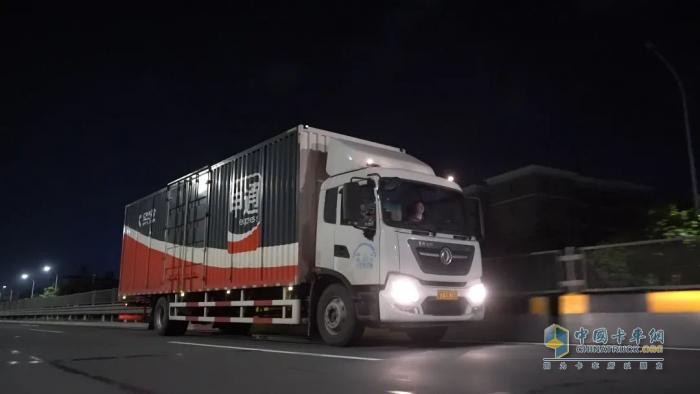 與時(shí)間賽跑！廣東肖師傅的高效之選：“有勁、省油、開不壞！”