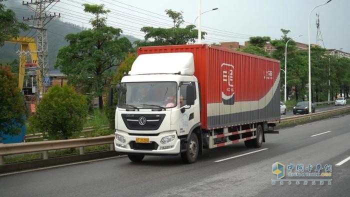 與時(shí)間賽跑！廣東肖師傅的高效之選：“有勁、省油、開不壞！”