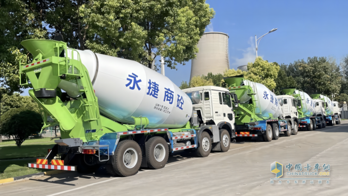 暑氣正旺，熱情高漲！又一批凌宇“頂流”交付客戶！
