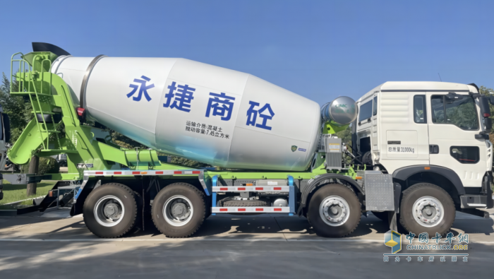 暑氣正旺，熱情高漲！又一批凌宇“頂流”交付客戶！