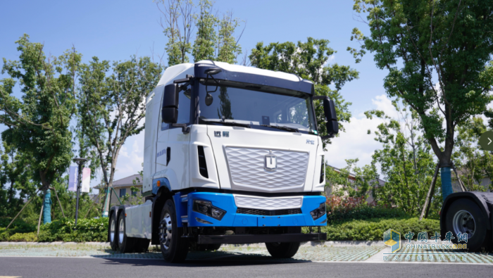 引領(lǐng)高效綠運 遠程H7E純電牽引車助力行業(yè)零碳升級