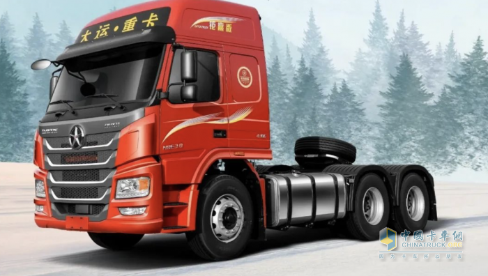 大運(yùn)新N8E 3.0版牽引車：一款能省會(huì)賺、性能絕佳的運(yùn)輸工具