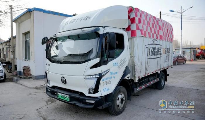 飛碟漫天飛財運滿滿 · 車友會：一場“車輪上的故事會”，燃爆草原！