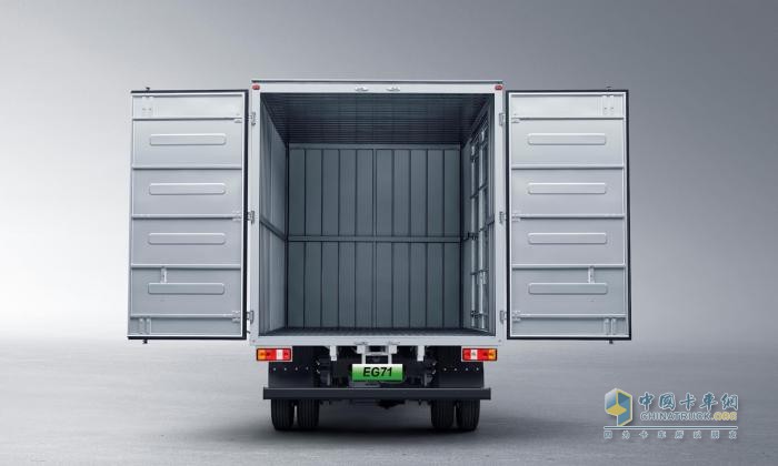 瑞馳新能源布局純電輕卡，首款車型EG71正式上市