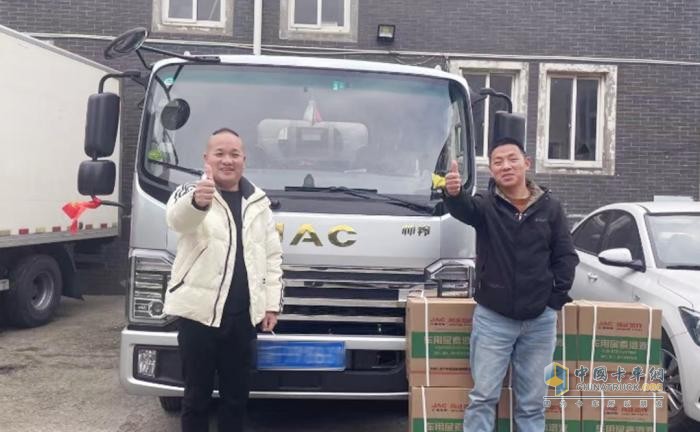 九年風雨同舟，江淮1卡帥鈴護航南通水產(chǎn)大王的致富路