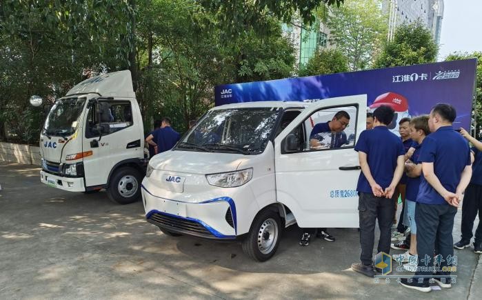 保障用戶”新”需求 江淮1卡提升服務(wù)能力為新能源用戶保駕護(hù)航！