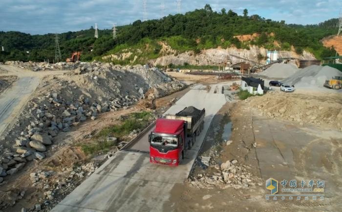 百臺(tái)徐工新能源助力福建客戶成功創(chuàng)富！