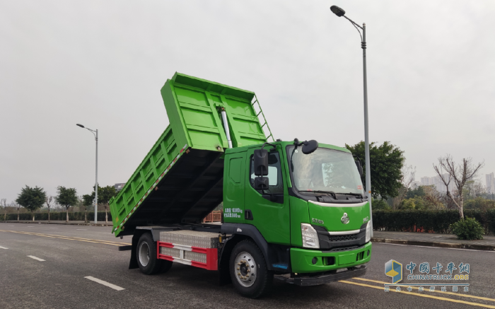 能耗低 動(dòng)力足 乘龍L3新能源自卸車(chē)迎戰(zhàn)基建開(kāi)工季