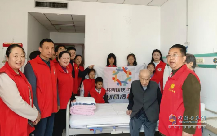 與運滿滿明星司機同行，飛碟EW7守護每一次出發(fā)