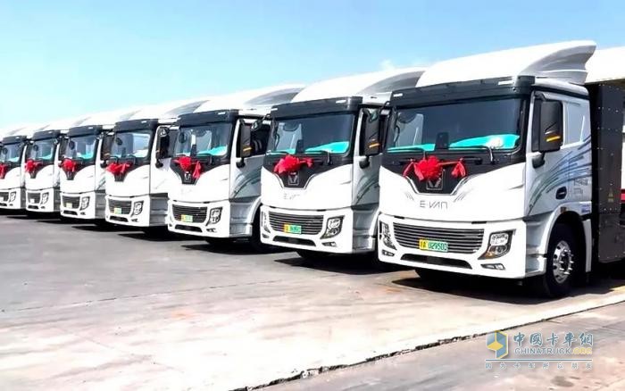 徐工新能源重卡3月交車(chē)持續(xù)火爆