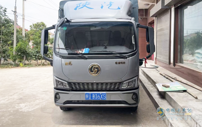 康明斯全新一代2.5L發(fā)動機，讓渭南糧運搭上“穩(wěn)準快”列車