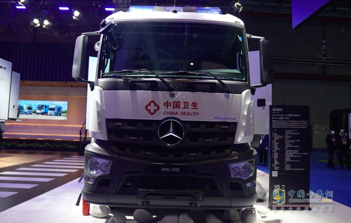 首次獨(dú)立參加進(jìn)博會(huì)的梅賽德斯-奔馳卡車 到底有多“懂中國(guó)”？