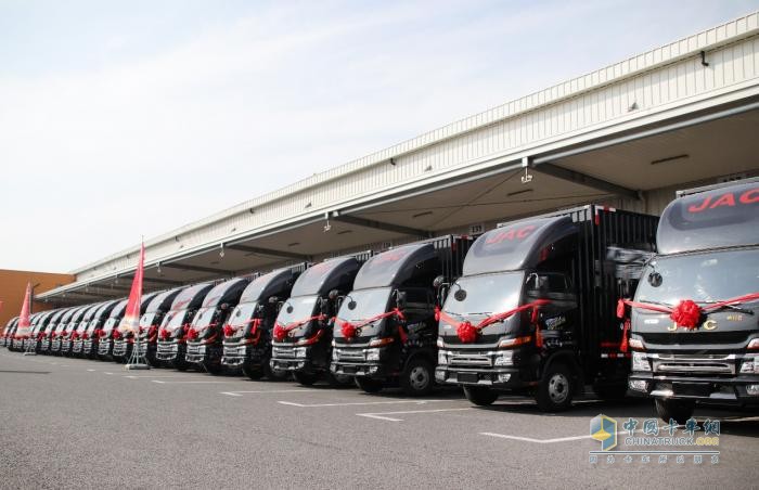 交車捷報(bào)頻傳，江淮1卡品牌勢(shì)能持續(xù)燃動(dòng)