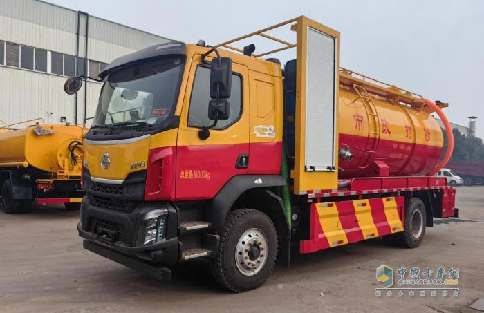 國補至高8.5萬，乘龍M3清洗吸污車市政環(huán)衛(wèi)品質可靠之選