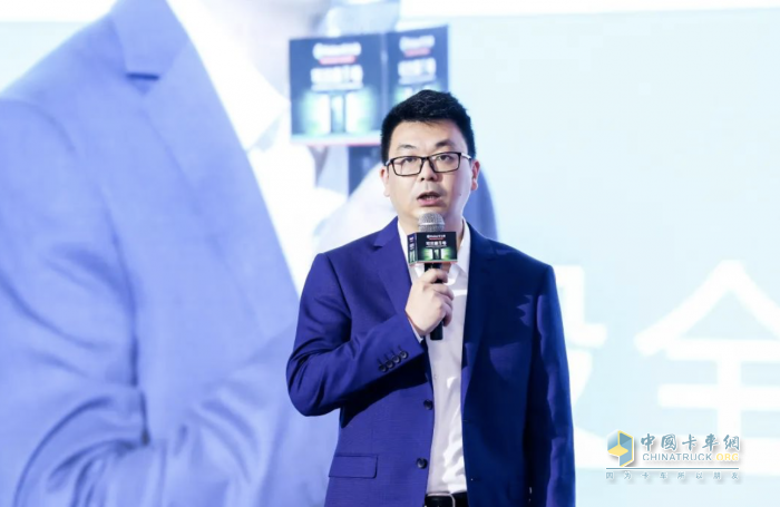 凝心聚力繪藍(lán)圖 2024龍蟠科技可蘭素1號超級單品全球發(fā)布