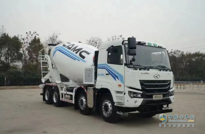 星馬輕騎兵電動(dòng)上裝攪拌車，倍速創(chuàng)富“好搭檔”