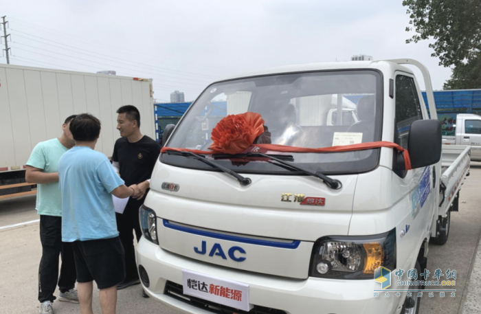 聚焦百大細(xì)分市場(chǎng) 江淮1卡愷達(dá)“千人試駕”邀你體驗(yàn)運(yùn)輸“省”器！