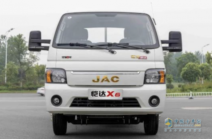 拉水果一車“兩”用，江淮1卡愷達是他的“解悶”神器