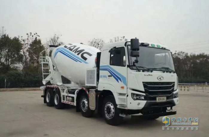星馬輕騎兵電動(dòng)上裝攪拌車，助力卡友高效盈運(yùn)每一程