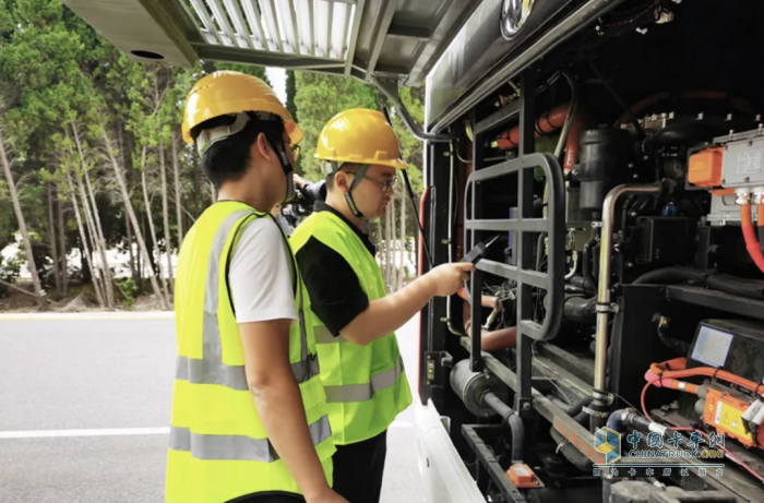 500萬公里累計行駛里程！康明斯Accelera氫燃料電池助力臨港公交創(chuàng)造新紀錄   