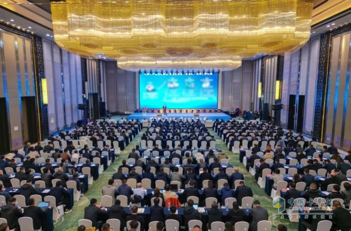 領(lǐng)航綠色新賽道 攜手共筑生態(tài)圈，漢馬科技集團2025年全球供應(yīng)鏈合作伙伴大會圓滿舉辦