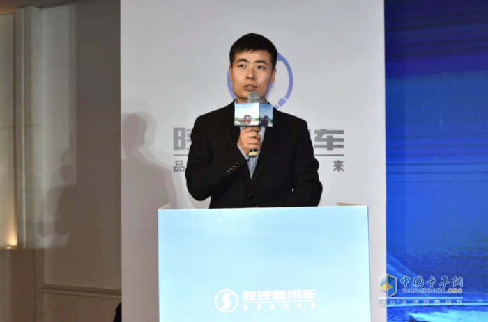 陜汽德御Q300載貨車(chē)強(qiáng)勢(shì)登陸廣州 助推當(dāng)?shù)匚锪鬟\(yùn)輸行業(yè)發(fā)展