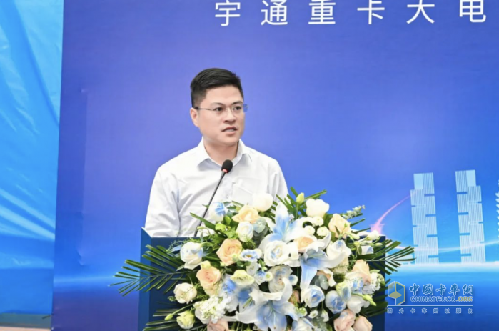 續(xù)航再升級(jí)，宇通600度牽引車刷新行業(yè)標(biāo)準(zhǔn)！