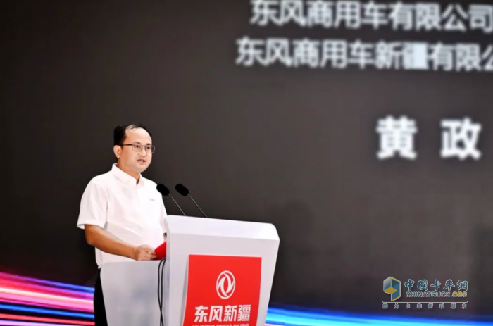 52款新品發(fā)布！東風新疆攜手合作伙伴全力迎戰(zhàn)下半場