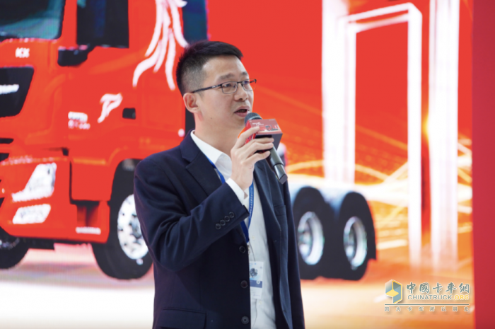 燃?xì)庖惑w化動(dòng)力鏈車(chē)交付 重磅產(chǎn)品齊亮相 東風(fēng)康明斯武漢車(chē)展大展風(fēng)采