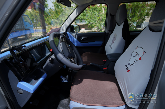祥菱Q雙排小貨車(chē)：景區(qū)環(huán)衛(wèi)工朱師傅的工作生活好搭檔