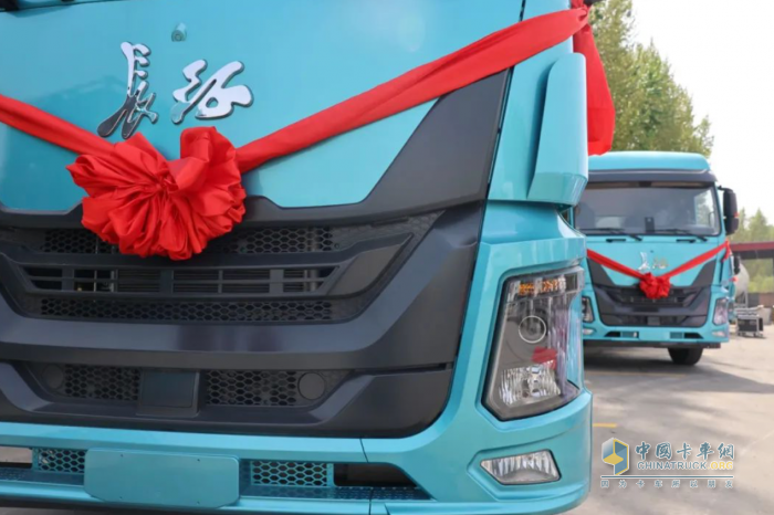 始于顏值，終于價(jià)值 長(zhǎng)征汽車(chē)純電牽引車(chē)獲邯鄲客戶(hù)好評(píng)